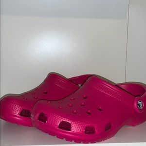 magenta pink crocs